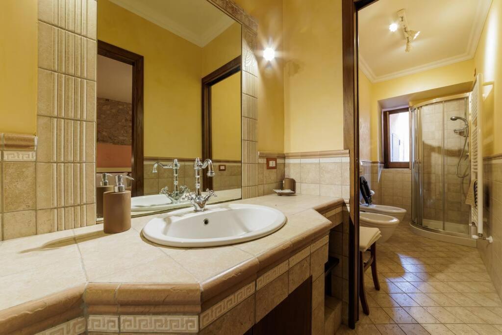 Appartamento Venturini Trevi Luaran gambar